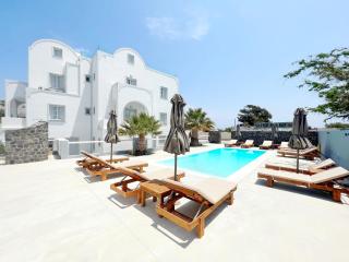 White Lily Suites & Lofts - Adults Only 16 Plus - Perivolos - 0
