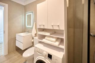 Magic Studio in Infinity Beach Resort Pool & Parking - Mamaia - 3
