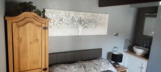 French Horn Chalets - Alton - 7