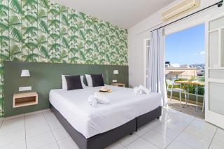 Sunshine Studios - Malia - 2