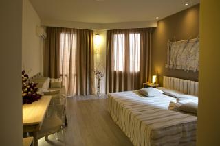 Hotel Tirreno - 8