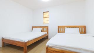 RedDoorz @ Alquiza Residences Paranaque - Manila - 2