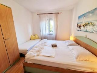 Apartment in Supetarska Draga with sea view, terrace, air conditioning, WiFi 4551-3 - Supetarska Draga - 8