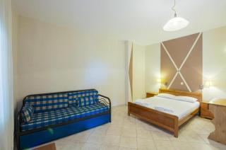 Sotiris Studios - Pefkari - 1