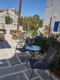 Zinas pension - Ios Chora - 7