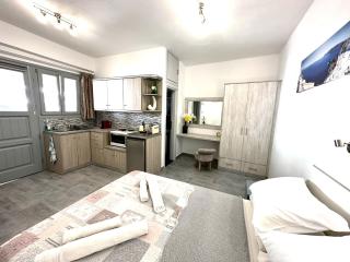 Studio Nirvana - Fira - 6