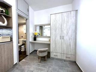 Studio Nirvana - Fira - 7