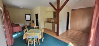 APARTMÁNY SMRAĎAVKA č.ev.52 - Buchlovice - 6