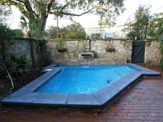 Mint Julep Estate - Savannah - 8