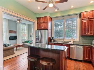 Mint Julep Estate - Savannah - 2