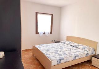 PGS Immobiliare srls Residenza Ugo 2 Bilocale con terrazza attrezzata e posto auto privato La Maddalena - La Maddalena - 0