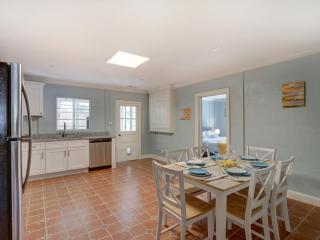 Sundial Inn Unit 1 - Tybee Island - 1