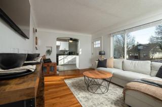 Parma Home w/ Hot Tub and Arcade room! - Parma - 3