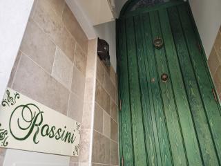 ROSSINI GUEST HOUSE - 1