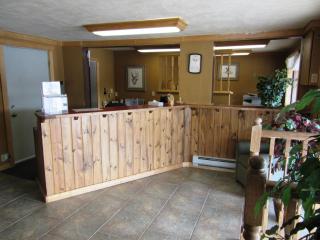 Travelers Lodge - West Yellowstone - 8