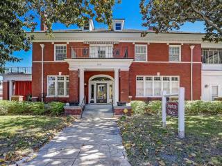 Drayton Place 1B - Savannah - 1