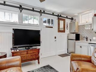 Drayton Place Carriage Unit 1 - Savannah - 7