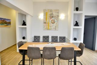 Exquisite 4-Bedroom Prestige Apartment - 2