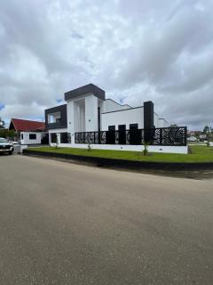 Empire Villa Paramaribo Noord 1 - 7