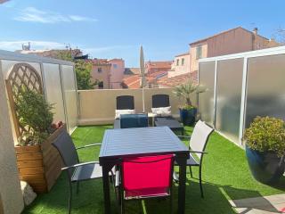 Au Coeur de Bandol T2 climatisé avec terrasse et garage - Bandol - 3