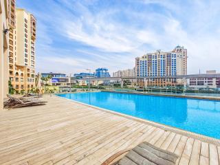 Minimalistic Studio in Palm Views - Palm Jumeirah - Dubai - 7