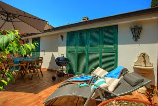 casa con giardino, garage, wi-fi, 2 bagni e AC in una camera da letto - Imperia - 2