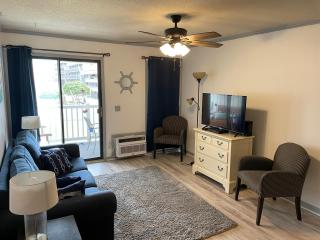Perfect Location at the Beach! 1st floor Unit ! - Myrtle Beach - 3