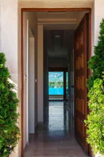 Villa Amari waterfront, step to the sea and berth - Bogišići - 9
