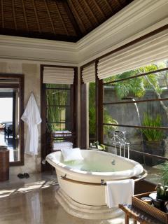 Four Seasons Resort Bali at Jimbaran Bay - 8