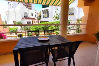 Apartamento en primera línea de playa, frente al puerto de Aguadulce - Aguadulce - 9