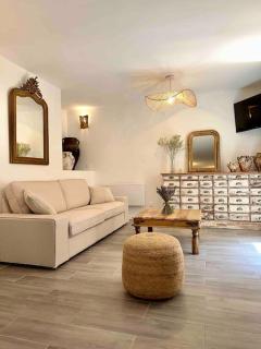 Lou Paseo : Appartement Brocante centre historique - LʼIsle-sur-la-Sorgue - 0