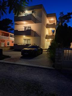Apartmani Vukadin - Vir - 0