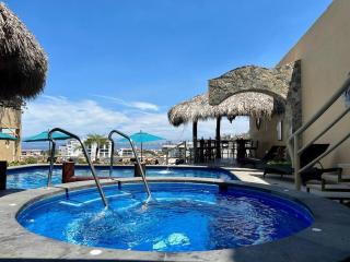 Condo Cascada - Stunning Views, 2BR, 2Bth, Gym in Romantic ZN - 3