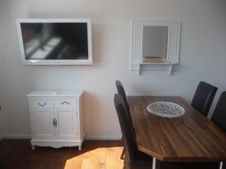 Geschmackvolle Ferienwohnung zentral und strandnah gelegen. WLAN kostenlos. - Norderney - 3