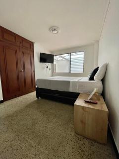 Great apartament @Night zone La 70 & Parking lot - 1