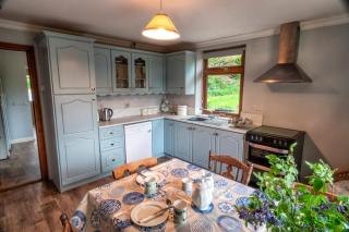 Maryfields Farmhouse - Castlemaine - 6