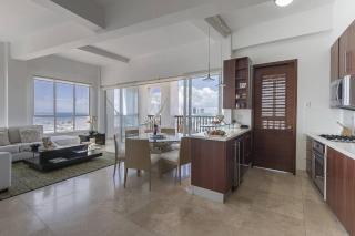 Luxury Apartment: Colonial Oasis - 4