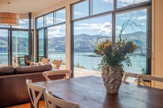 Million Dollar View - Takamatua Holiday Home - Akaroa - 1