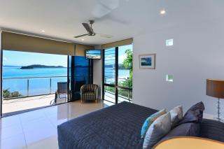 Edge Waterfront Apartments - Hamilton Island - 7