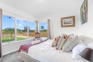 Mandalay Beach House on Pipe Clay Lagoon - 8