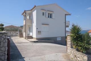Apartments Ivan - Trogir - 0