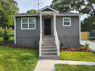 The Silver Cottage - Atlanta - 0