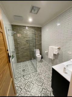 Adelaide and Adelaide Hills self contained private guest suite - - 5