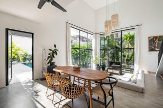 Stylish 3BR Villa Myla By Azure- Pool/Netflix/Wifi - Canggu - 5