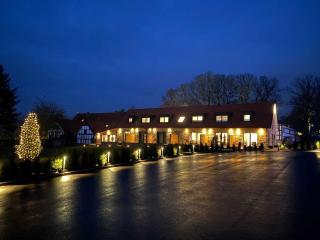 DRIEHOF LifeStyle Suite Apt 1 - 4