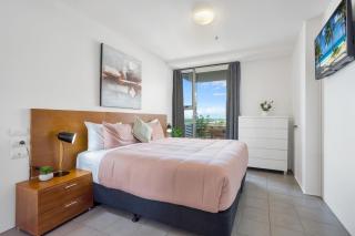 Luxury 1BR Apartment @ Harbour Lights Cairns - Cairns - 9