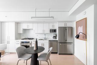 Pioneer Sq Studio w Gym WD nr Occidental Sq SEA-40 - 6
