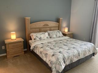 Newly Renovated Courtyard Villa - Davenport - 1