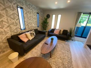 Enalee Beach Villa - 9