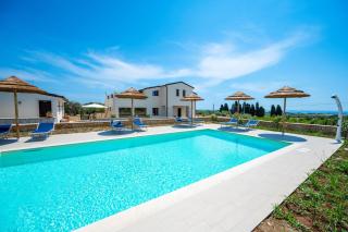 Villa CarmIano luxury bedrooms in Avola in the province of Syracuse with spa and swimming pool and wonderful seaview - 5